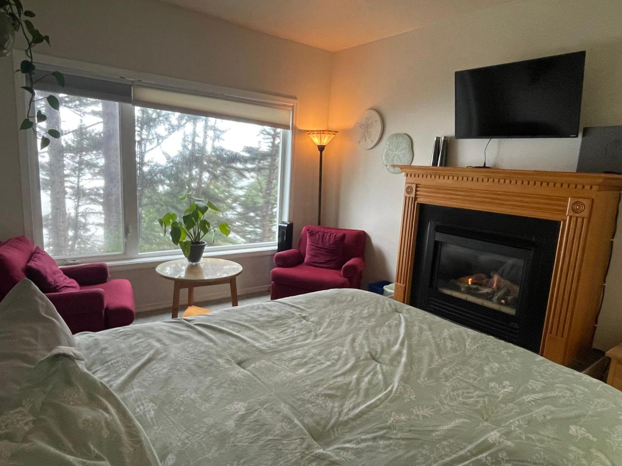 Tyee Lodge Bed And Breakfast Newport Exterior foto